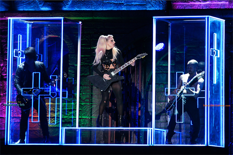 Lady Gaga – Born This Way Ball – 2012 World Tour